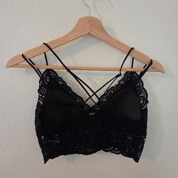 NWOT Women's Victoria's Secret Black Lace Bralette - Picture 2 of 5
